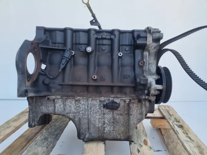 DÓŁ SILNIKA BLOK WAŁ TŁOK Opel Zafira B Astra IV J 1.6 16V Z16XER 55559361