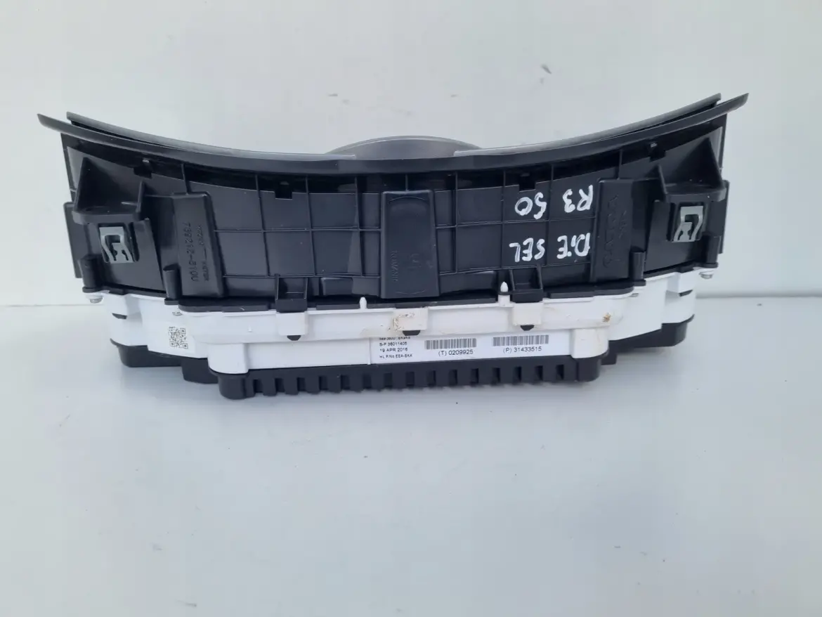 Volvo V40 II Diesel LICZNIK ZEGARY TFT Europa 31433515