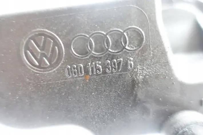 Audi A3 8P II 2.0 FSI OBUDOWA FILTRA OLEJU