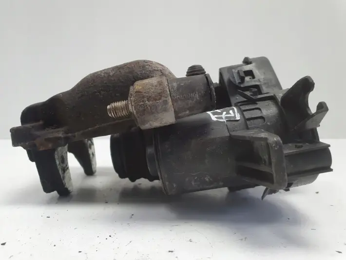 Volvo V60 XC60 II TYLNY ZACISK HAMULCOWY lewy tył 31687554