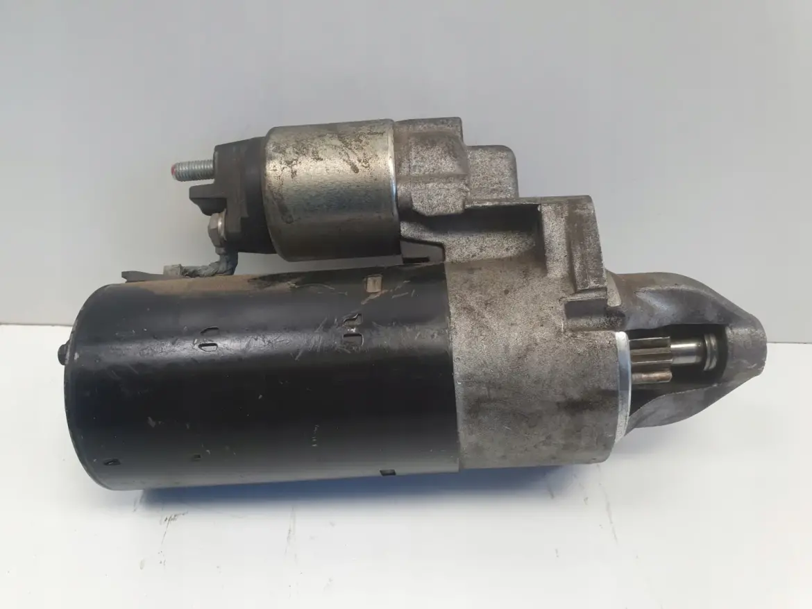 Mercedes W204 6.3 V8 AMG ROZRUSZNIK bosch 0001109271