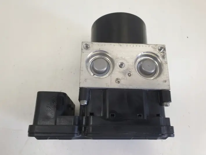 Volvo V70 III lift POMPA ABS Sterownik P31423347
