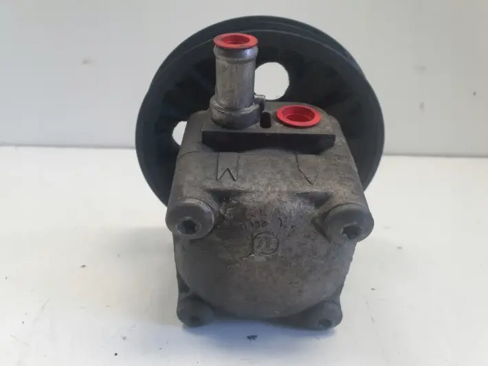 Volvo S80 S60 I V70 II 2.5 T POMPA WSPOMAGANIA 8683377