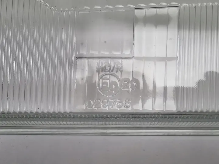 Volvo 740 83-88r KLOSZ PRZEDNIEJ LAMPY LEWY PRZÓD PRZEDNI nowy