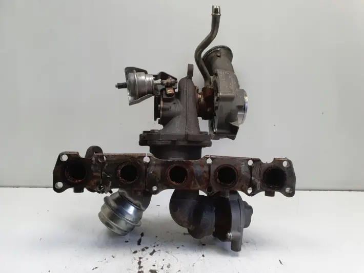 Volvo V60 XC60 S80 II 2.4 D5 TURBOSPRĘŻARKA turbo 36002664 D5244T16
