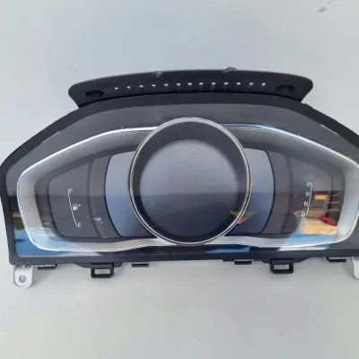 Volvo XC60 I LIFT diesel LICZNIK ZEGARY TFT Europa 31453091