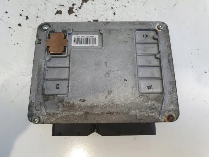 VW Golf VI 1.6 8V STEROWNIK SILINIKA komputer 06A906033MH 5WP4077901