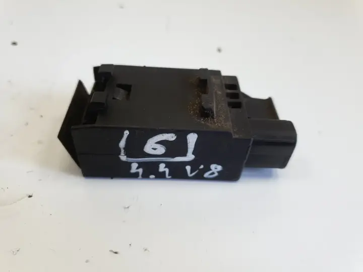 Range Rover III L322 4.4 V8 CZUJNIK POWIETRZA auc 8391470