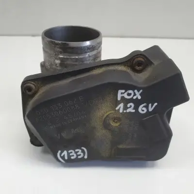 VW Fox 1.2 6V PRZEPUSTNICA 03D133062E