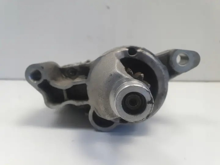 Audi A4 B8 2.0 TFSI ROZRUSZNIK 0001107450