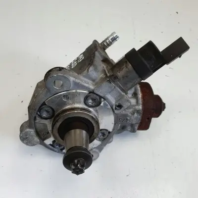 BMW E87 E90 E91 2.0 D N47 POMPA WTRYSKOWA paliwa 0445010506