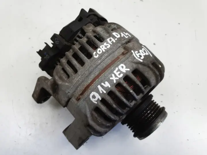 Opel Corsa D 1.4 16V ALTERNATOR bosch 0124425087 120A CM