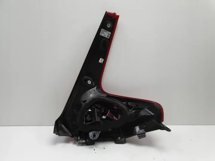 Volvo V40 II 12-16r TYLNIA TYLNA LAMPA LEWA lewy tył EUROPA 31283339
