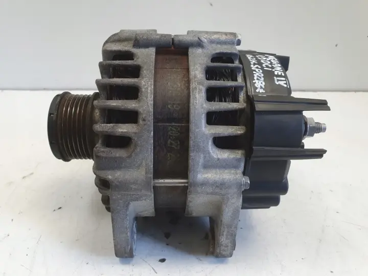 Renault Kadjar Clio IV 1.5 DCi ALTERNATOR 231003000R
