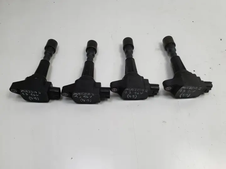 Mazda 2 1.3 16V CEWKA ZAPŁONOWA ZJ2018100
