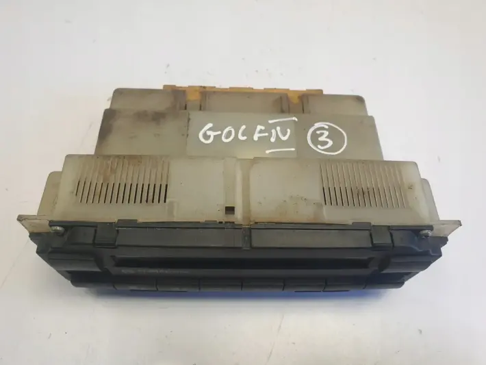 VW Golf IV PANEL KLIMATYZACJI Nawiewu