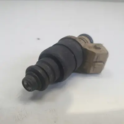 Mini Cooper S R50 1.6 K WTRYSKIWACZ wtrysk 1521390