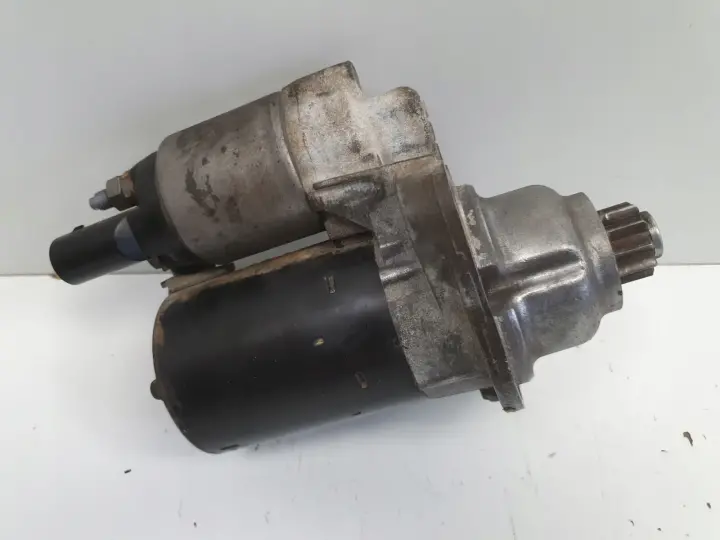 VW Passat B6 1.6 FSI ROZRUSZNIK bosch