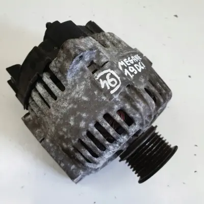 Renault Megane II 1.9 DCI ALTERNATOR 8200290215 valeo 110A