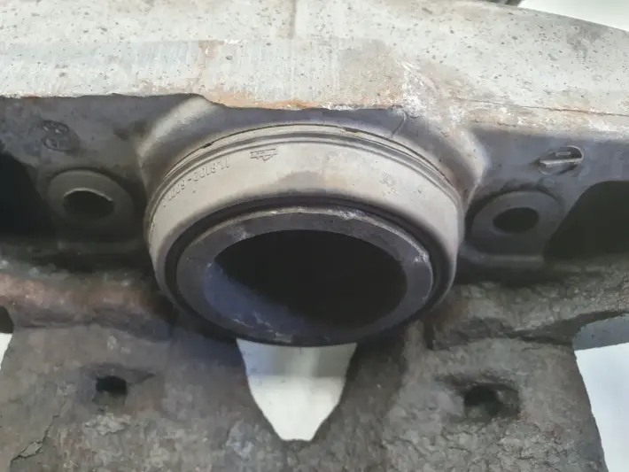 Volvo S80 II V70 III PRZEDNI ZACISK HAMULCOWY prawy przód 316 mm 946