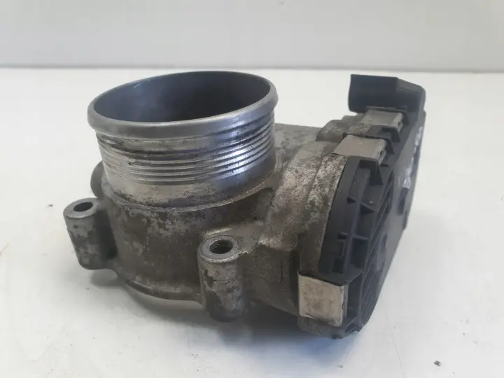 Volvo V70 III S80 II 2.4 D5 PRZEPUSTNICA 31216665