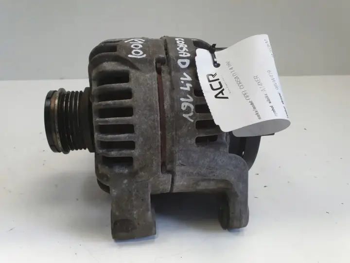 Opel Corsa D 1.4 16V ALTERNATOR bosch 0124425087 120A