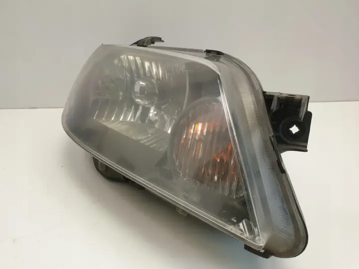Mazda 323 BJ lift PRZEDNIA LAMPA PRAWA prawy przód