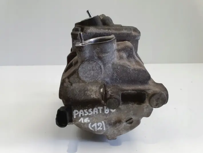 VW Passat B6 1.6 FSI SPRĘŻARKA KLIMATYZACJI 1K0820859S