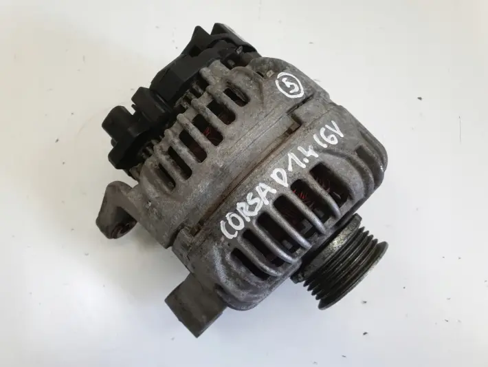 Opel Corsa D 1.4 16V ALTERNATOR BOSCH