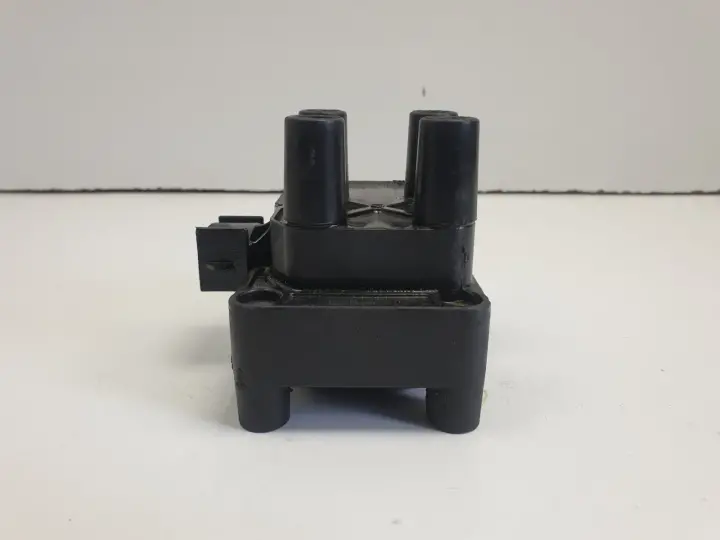 Mazda Tribute 2.0 16V CEWKA ZAPŁONOWA 0221503490