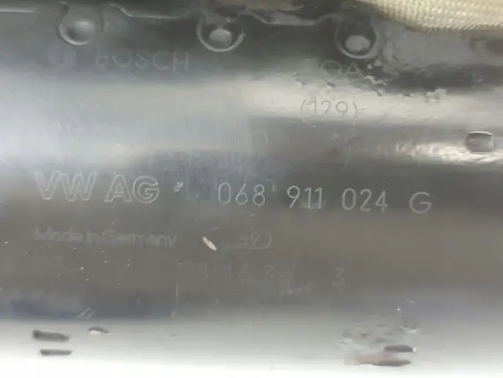 VW Passat B5 1.9 TDI ROZRUSZNIK bosch 068911024G 0001110128