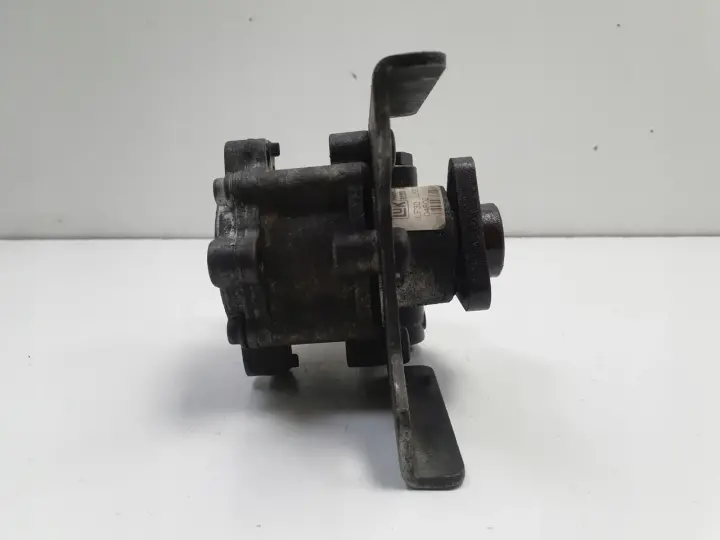 BMW E46 2.5 i POMPA WSPOMAGANIA 6756582