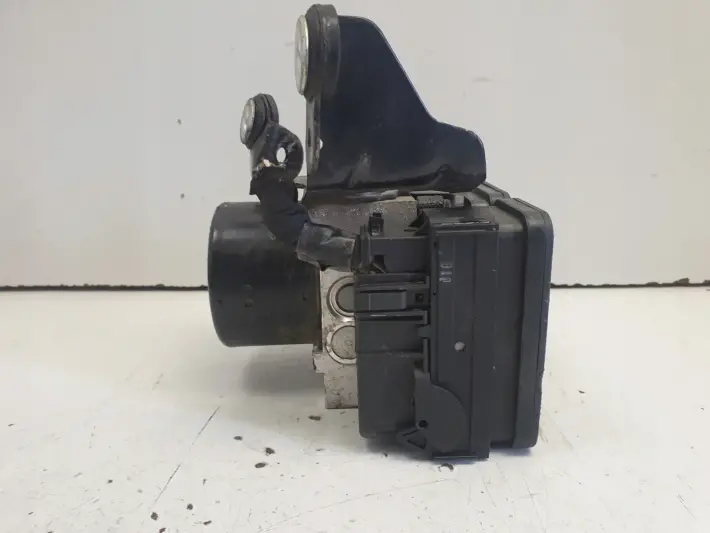 Volvo V70 III S80 II POMPA ABS Sterownik P30681619
