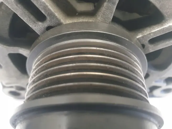 Volvo V40 II 1.6 D2 ALTERNATOR 150A 31419219 oryginał