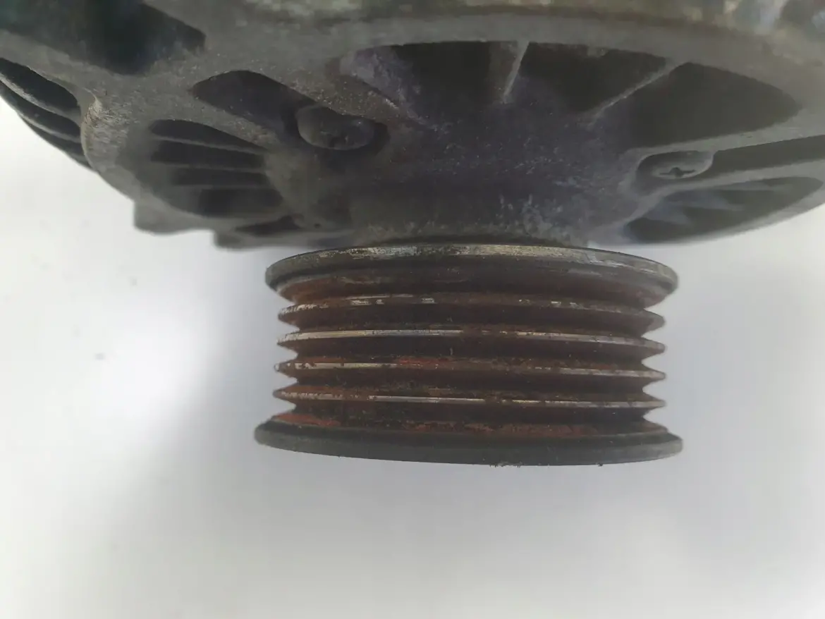 Subaru Legacy V 2.5 i ALTERNATOR 23700AA650 130A