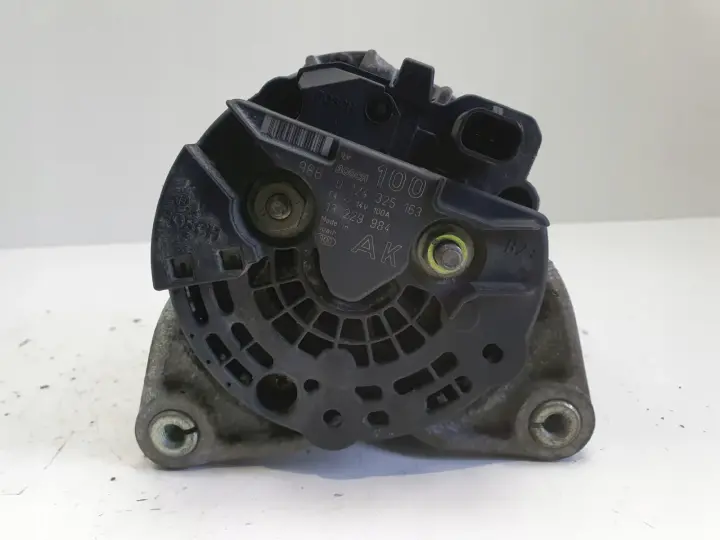 Opel Vectra C lift 1.8 16V ALTERNATOR 0124325163 100A AK