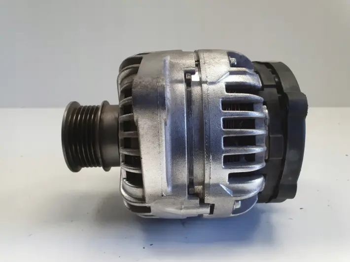 Opel Vectra C 1.9 CDTI ALTERNATOR bosch