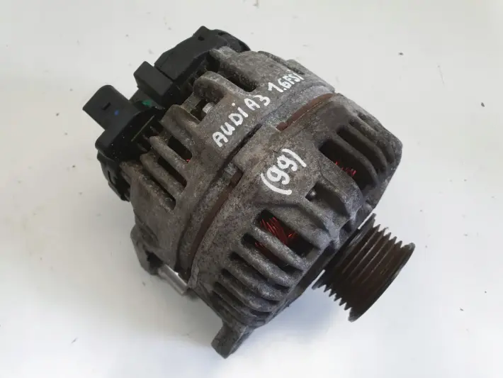 Audi A3 II 8P 1.6 FSI ALTERNATOR 03C903023D 110A bosch