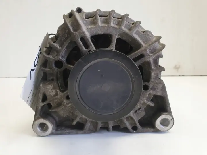 Volvo S40 II V50 C30 1.6 D ALTERNATOR 30659389