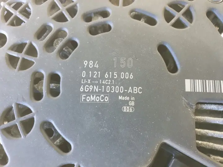 Volvo V70 III S80 II 2.0 16V ALTERNATOR 0121615006