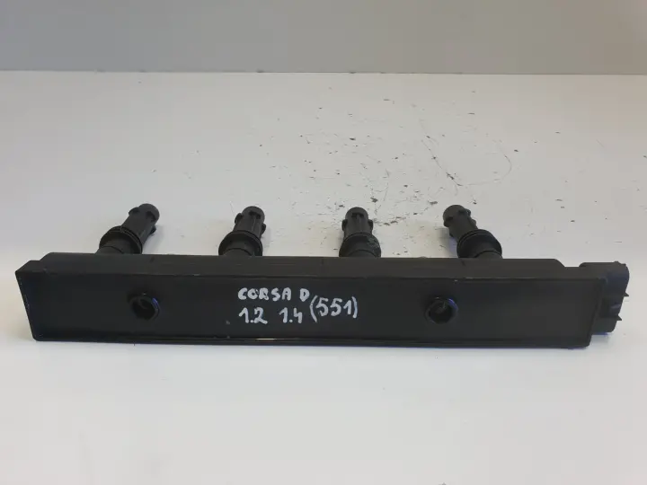 Opel Corsa D 1.4 16V CEWKA ZAPŁONOWA