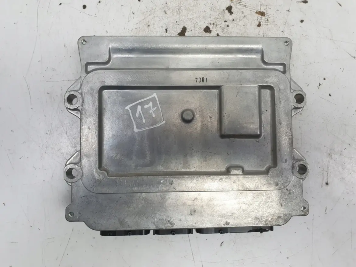 Volvo XC60 II 2.0 D STEROWNIK SILNIKA komputer 31459512