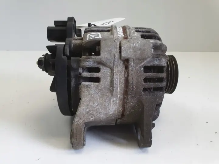 Space Star 1.6 16V ALTERNATOR 0124325008 90A bosch