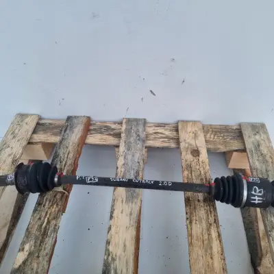 Subaru OUTBACK IV 2.0 D PRAWA TYLNA PÓŁOŚ półośka prawy tył Automat