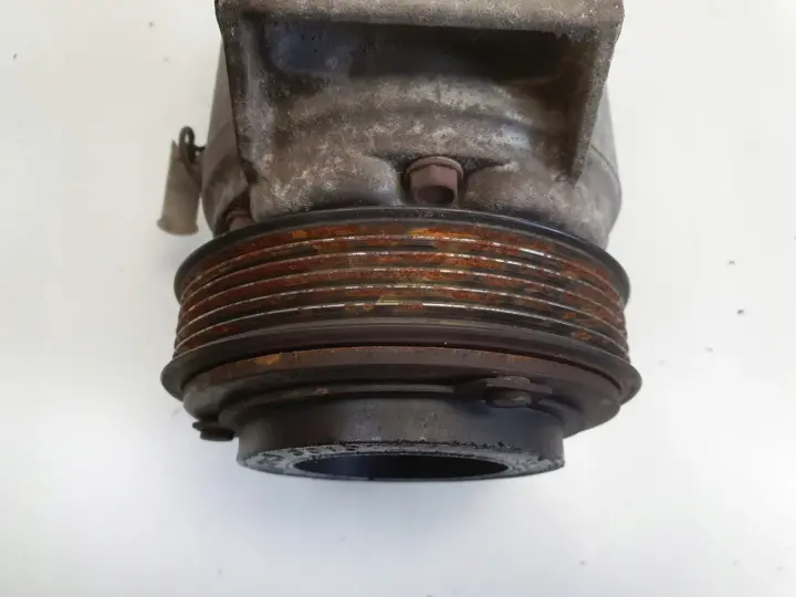 Volvo S60 I V70 II 2.4 D5 SPRĘŻARKA KLIMATYZACJI P30761388