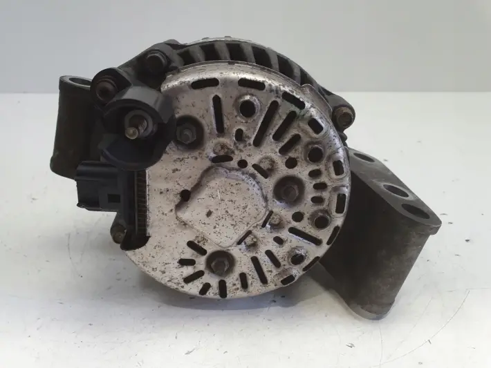 Ford Fiesta V 1.3 8V ALTERNATOR visteon 2S6T-FA