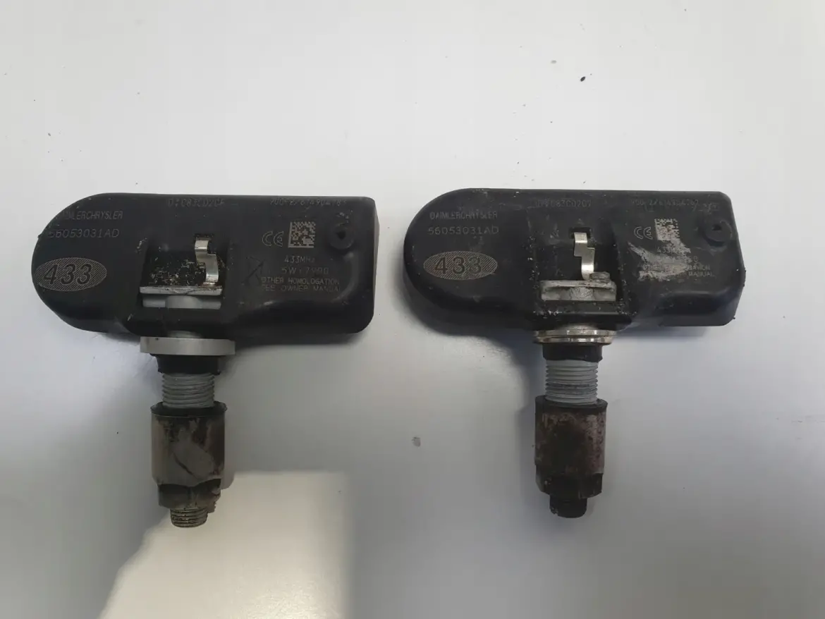 Chrysler Sebring III CZUJNIK CIŚNIENIA W OPONACH TPMS 56053031AD