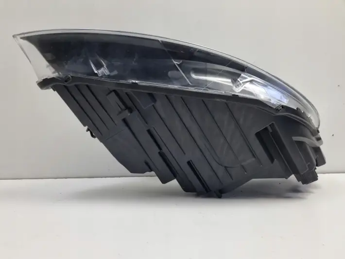 Volvo V40 LIFT PRZEDNIA LAMPA LEWA lewy przód FULL LED EUROPA 31677022