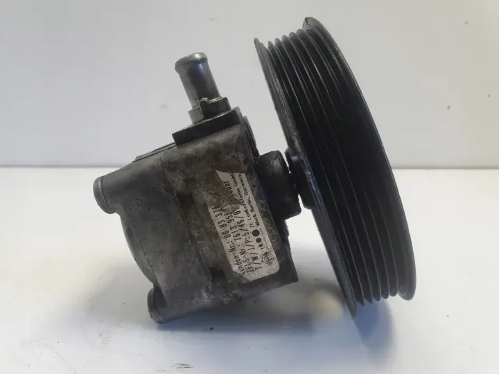 Volvo S80 S60 I XC90 2.5 T POMPA WSPOMAGANIA 8683377 110B