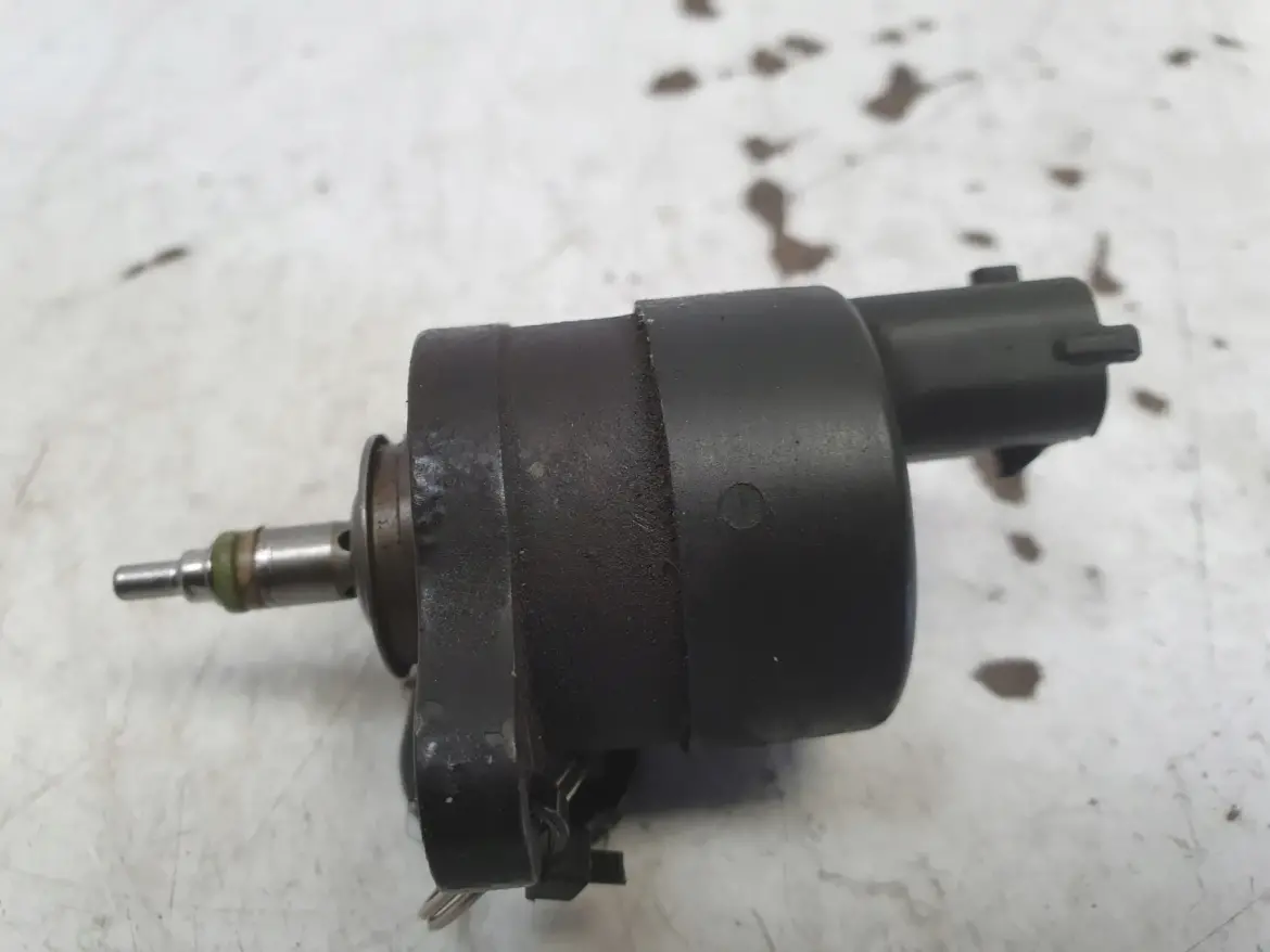 Renault ESPACE III 2.2 DCI 96-02r REGULATOR CIŚNIENIA PALIWA 0281002483
